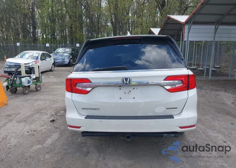 2018 Honda Odyssey Touring из США, поврежденный, VIN 5FNRL6H81JB023530